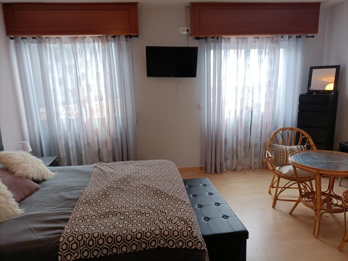 Piso Con Terraza En Las Rias Altas Santa Marta de Ortigueira Eksteriør bilde